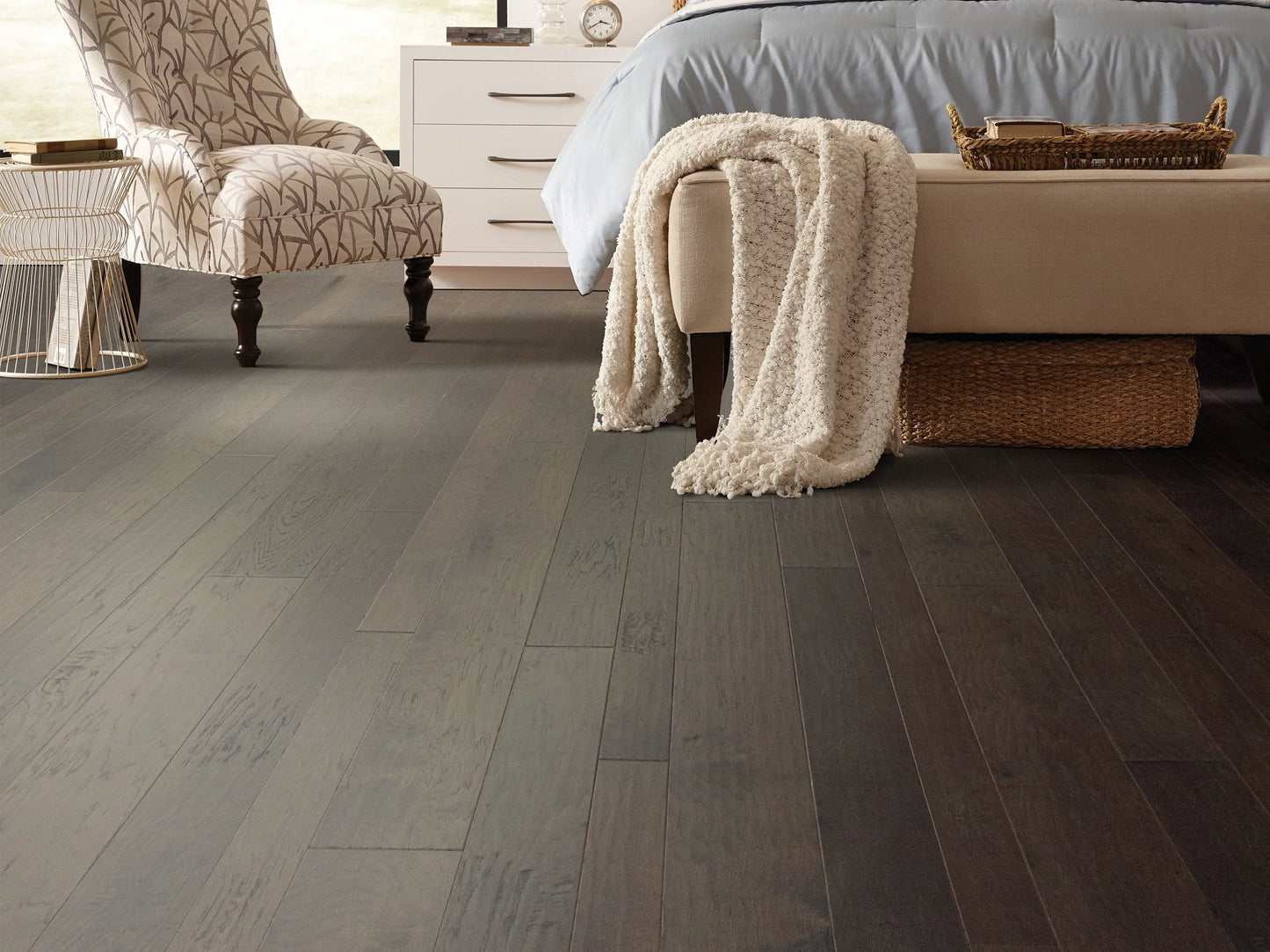 Pebble Hill Mixed Width