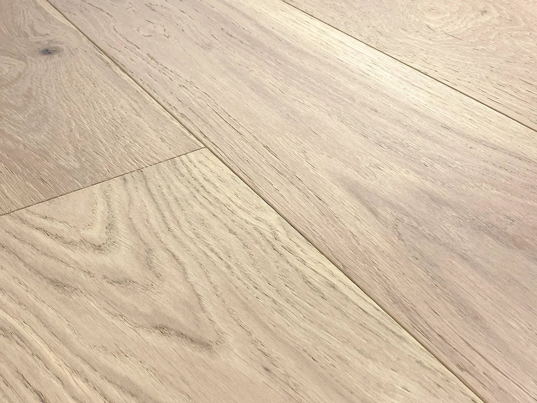 Euro Oak Avene / 1/2