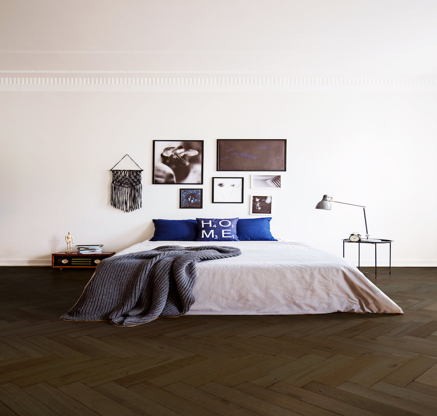 Delano / 5/8” X 5” X 24” / 9.85 SF/CTN