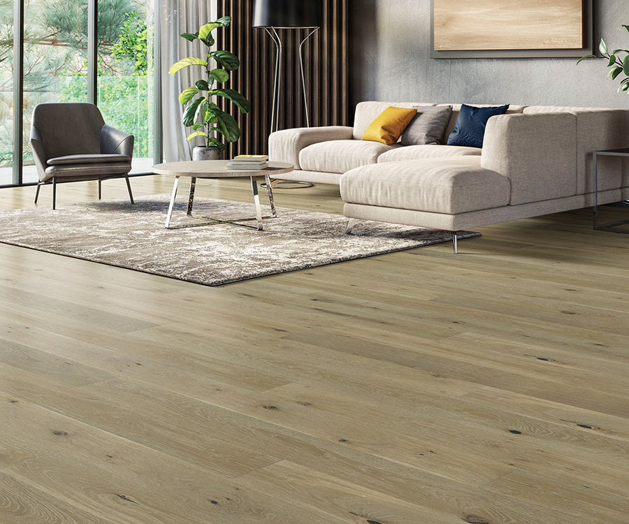 French Oak Barley / 5/8” X 7 1/2” X 82 5/8” RL / 25.85 SF/CTN
