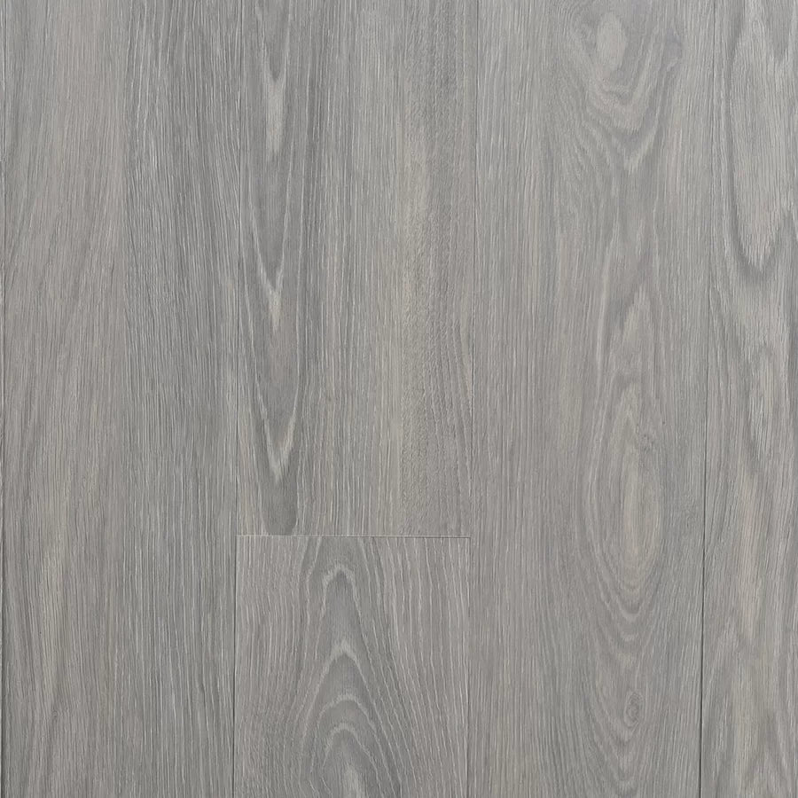 LAIKA OAK / 3mm X 6″ X 36″ / 36 SF/CTN