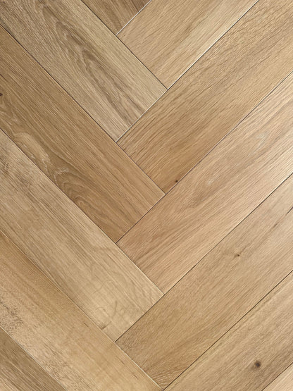 D'Vine French Oak Herringbone - Sample 12"